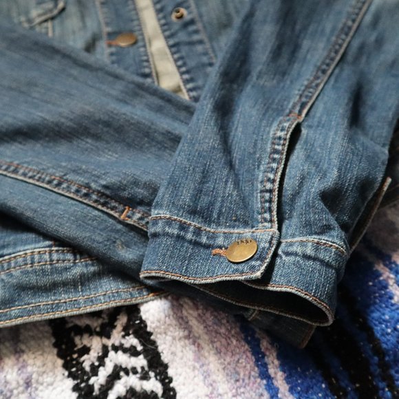 ❤ GAP kids Classic Jean Jacket - Picture 2 of 7